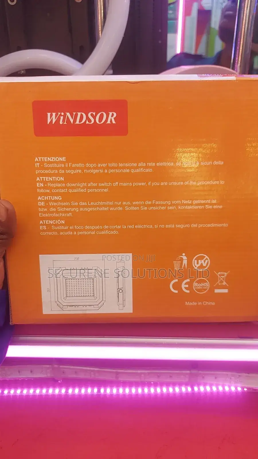 Windsor 100w Led Flood Light.8000 Lumens and an Ip65 Rating