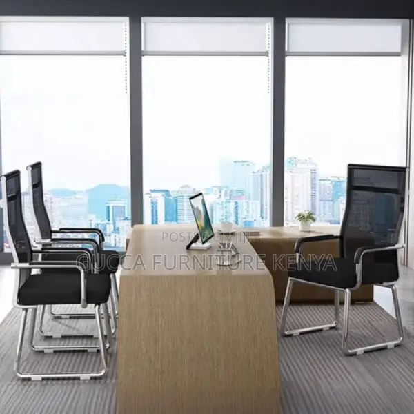 Office Chair:Refined Manager’S Chair With Comfort-Focused