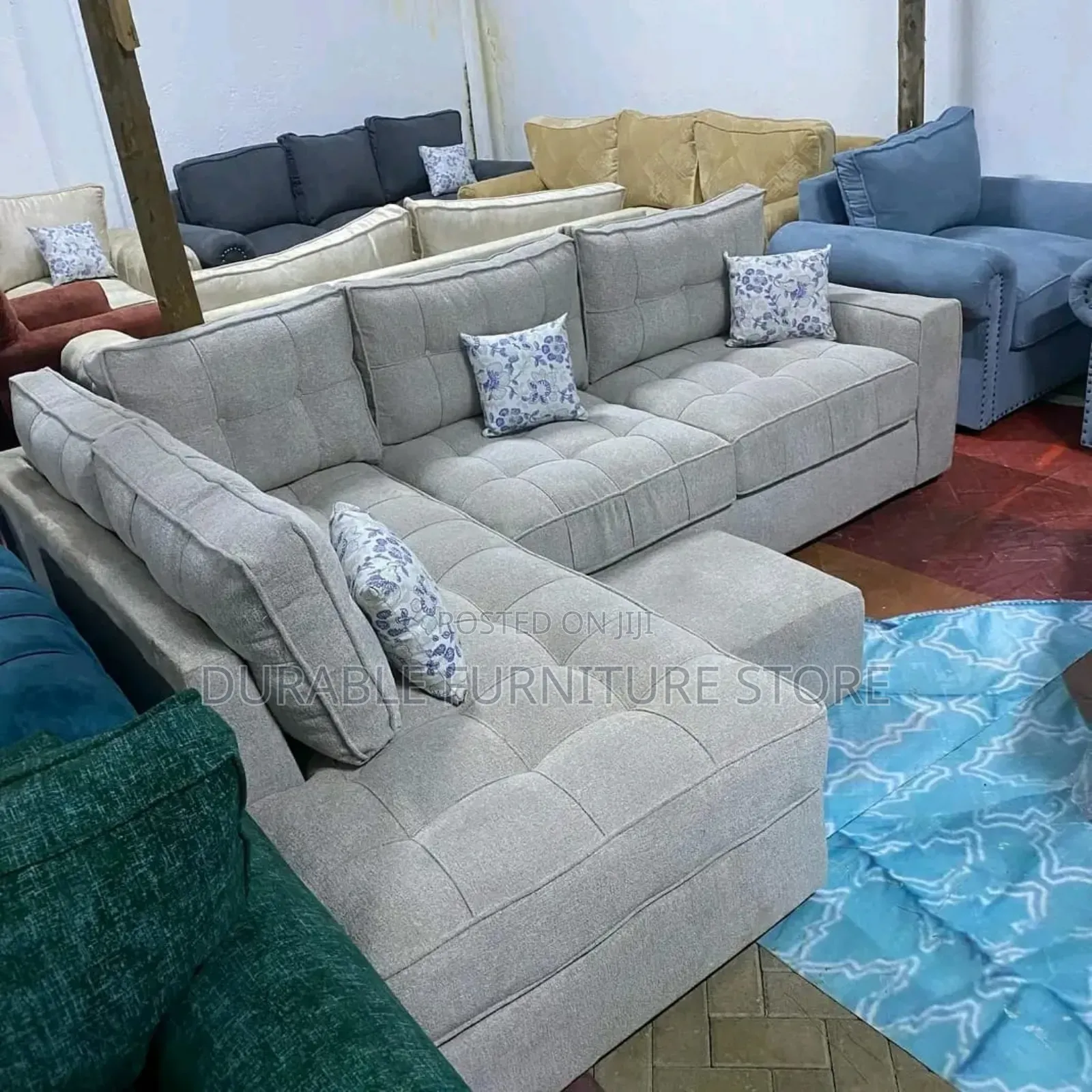 6 Seater  Coner Seat