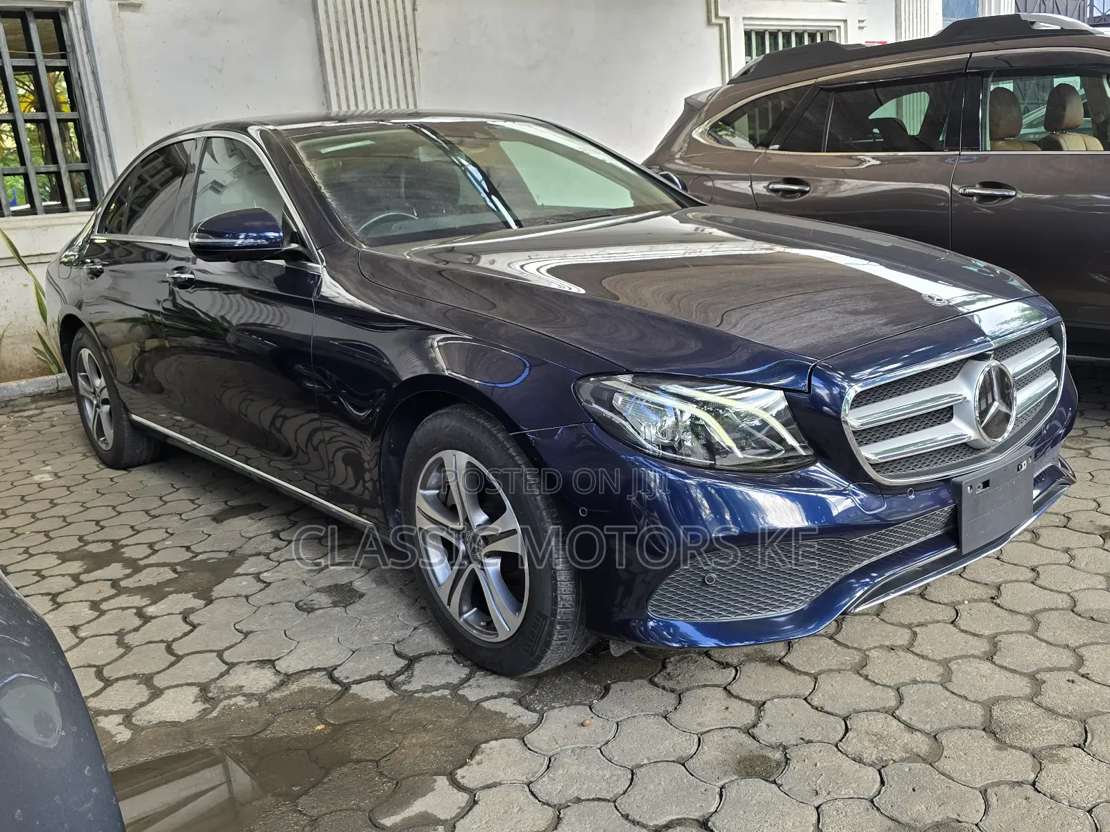 Mercedes-Benz E200 2018 Blue