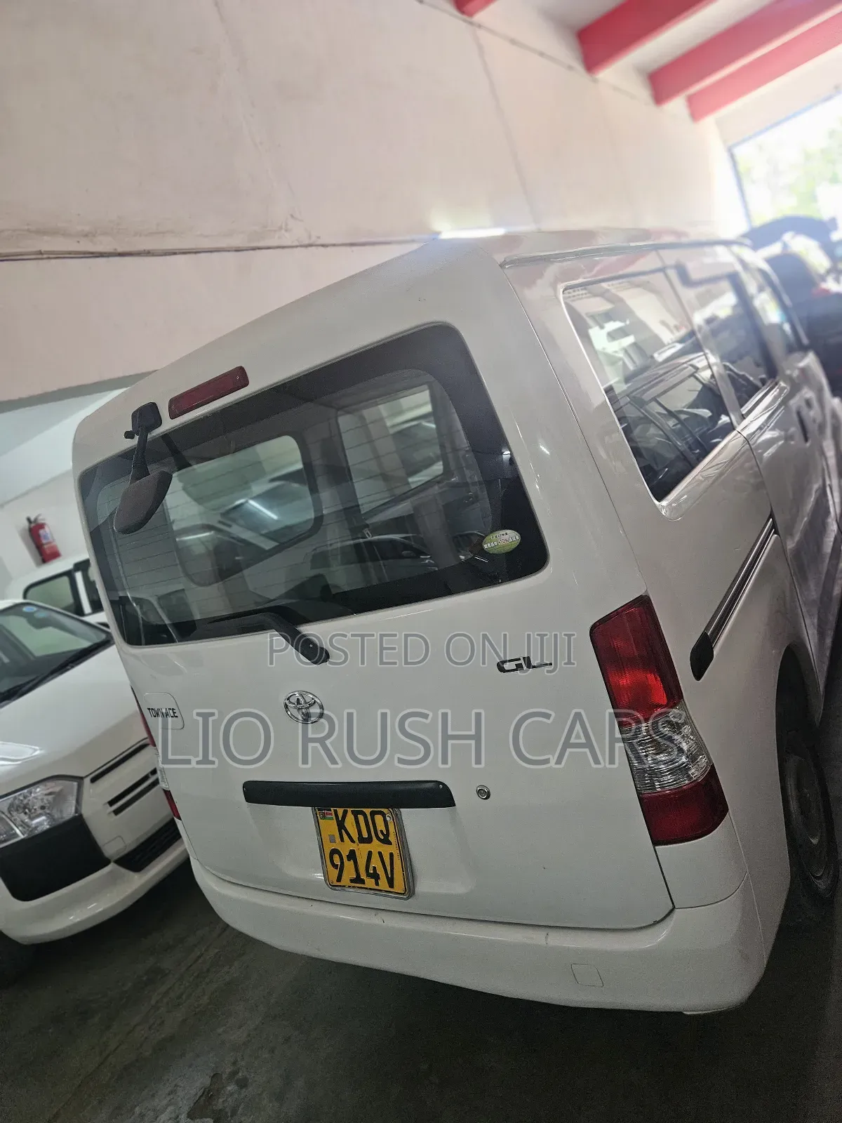 Toyota TownAce 2017 White