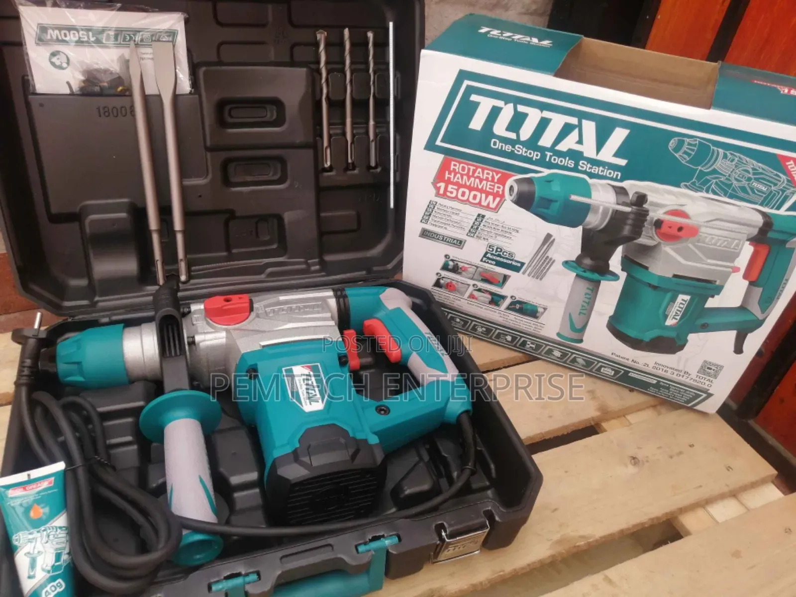 Total Th115326 1500w Concrete Drilling Machine