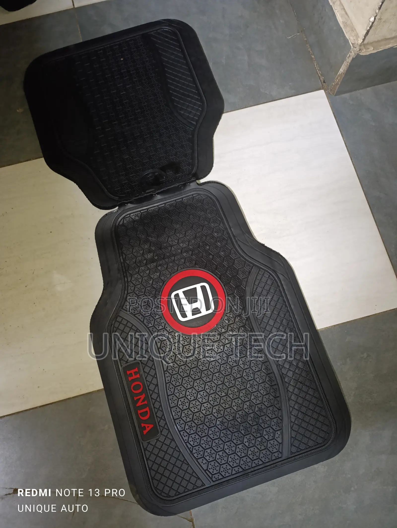 Anti Slip Branded Floor Mats /Honda Black-Rubber Floor Mats