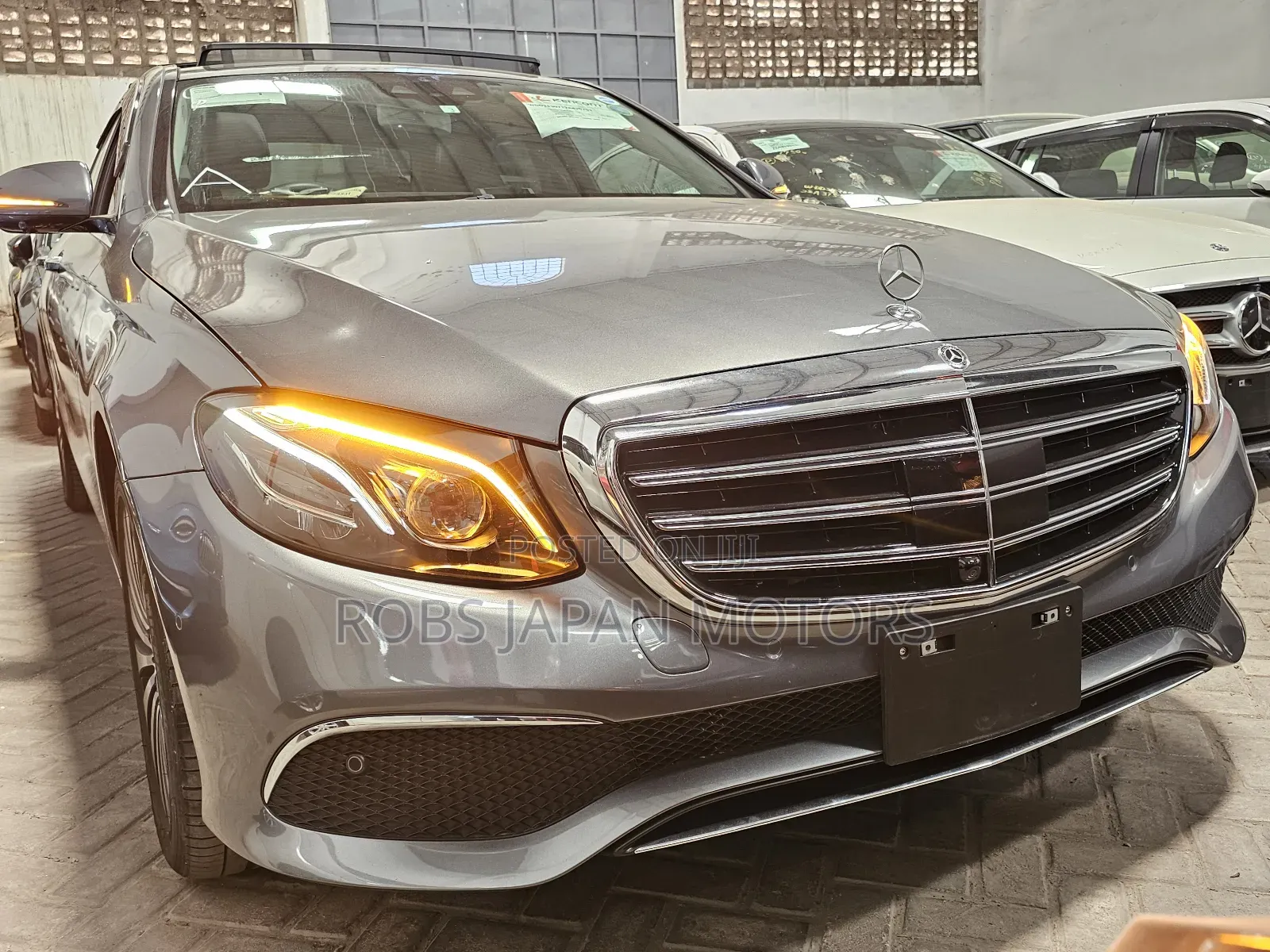 Mercedes-Benz E400 2018 Gray