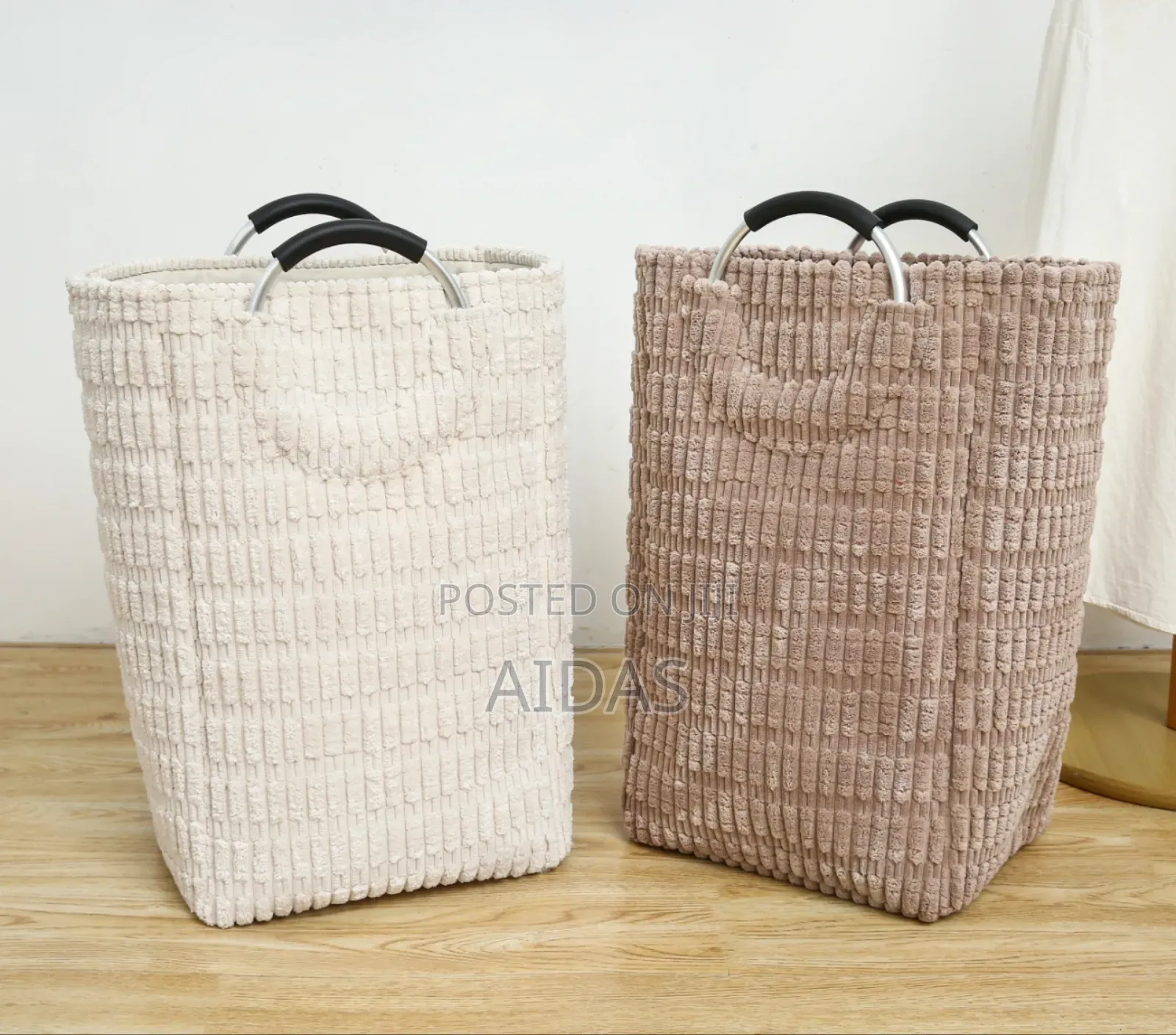 Woolen Laundry Basket