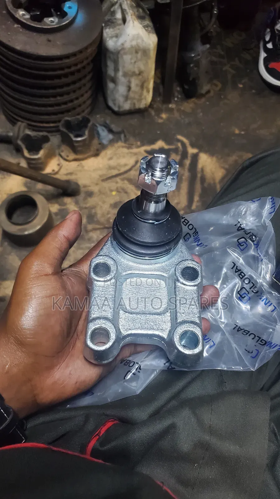 Ball Joints Nissan Caravan