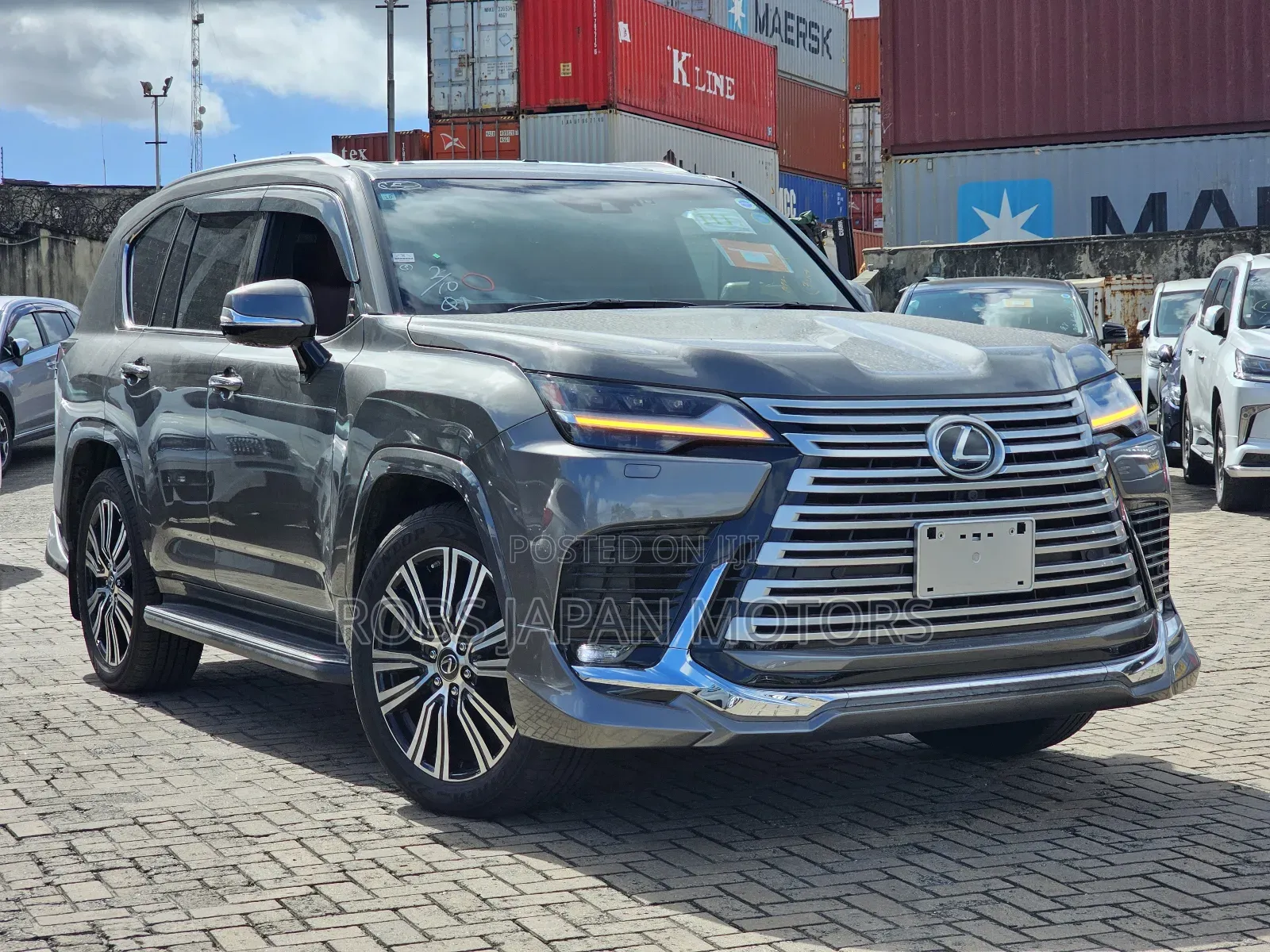 Lexus LX 2024 Gold