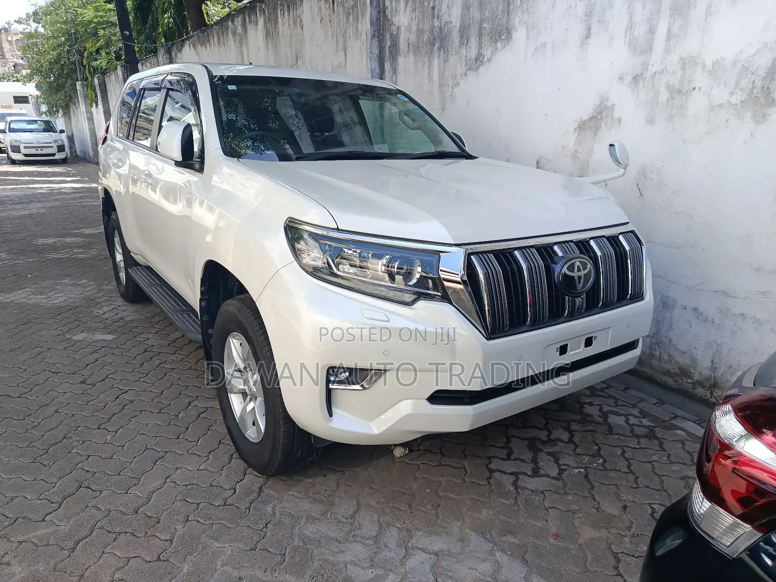 Toyota Land Cruiser Prado 2018 White