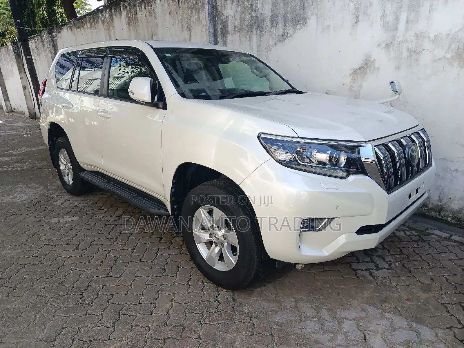 Toyota Land Cruiser Prado 2018 White