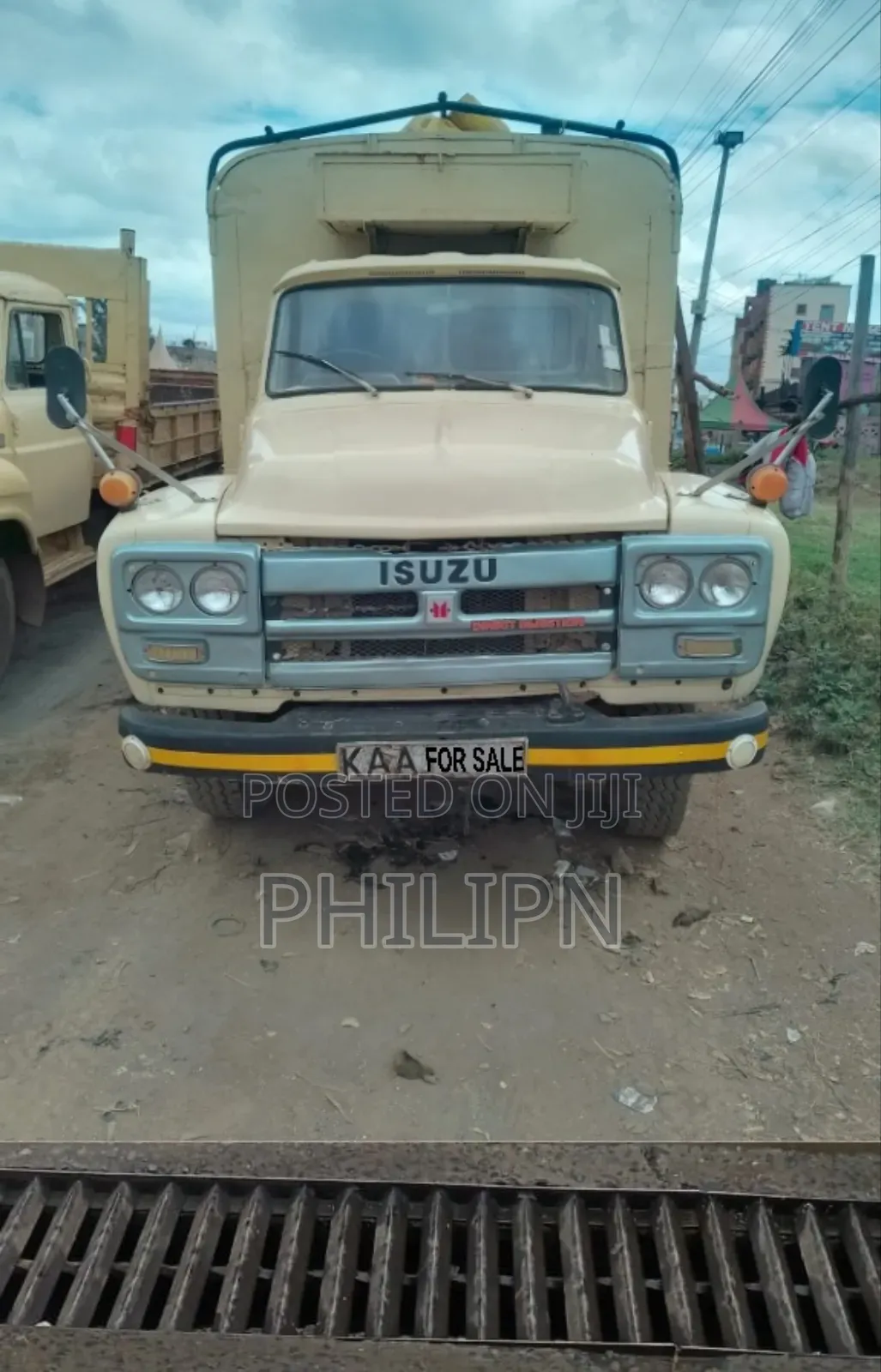 Isuzu HTR 1992 Beige
