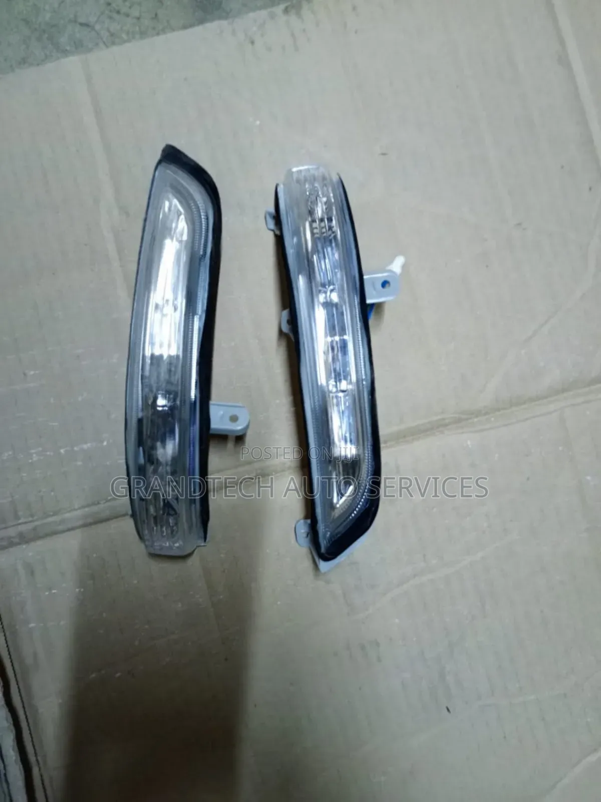 Nissan Sylphy Old Model Side Mirrors Indicators