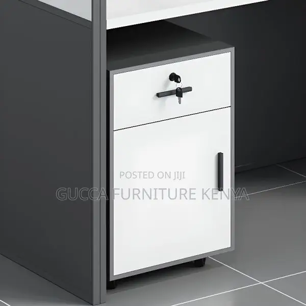 Workstation:4-Way Digital Modular Office Workstation