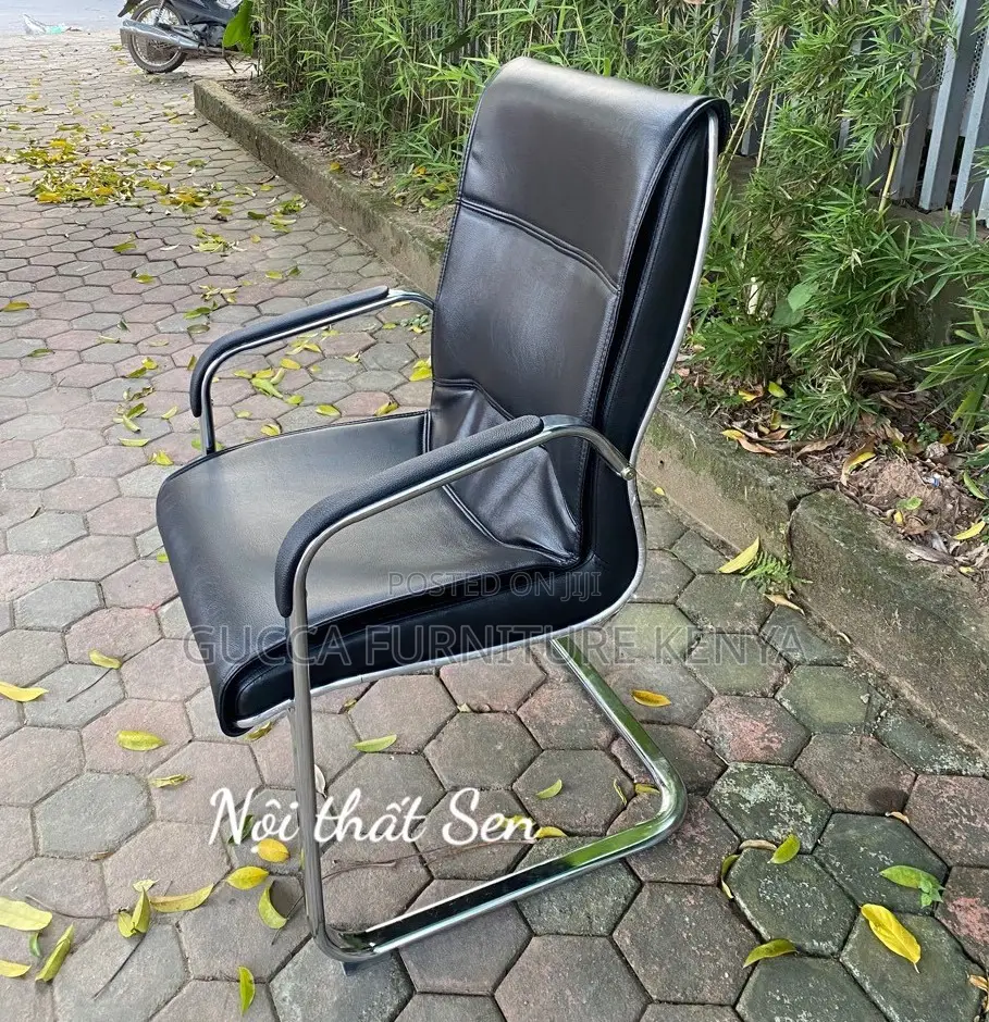 Office Chair: Premium Kneeling Leather Meeting Room Chair