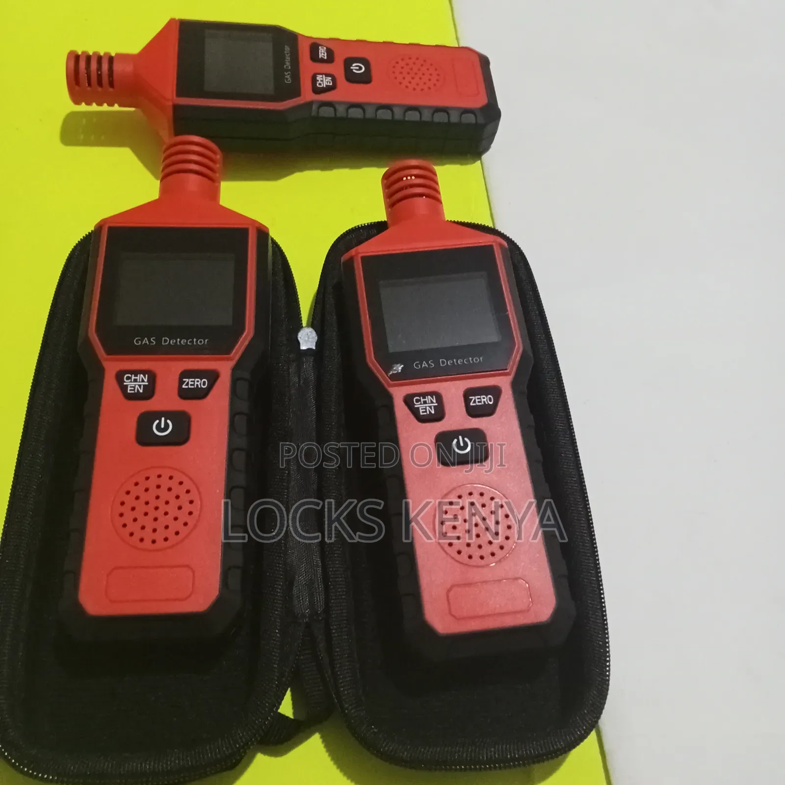 Gas Leak Detector With Temperature/Humidity Display
