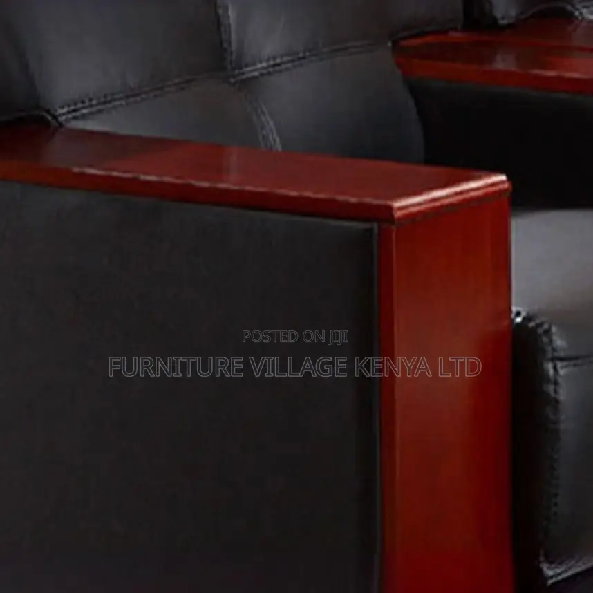 Office Sofa:Elegant Wood-Framed 5-Seat Modular Sofa System