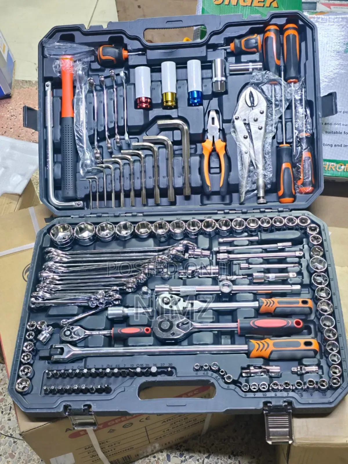 142 Pcs Tool Box