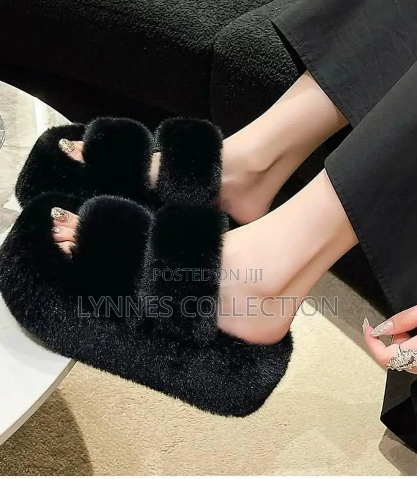 Fluffy Sandals Restocked Fully