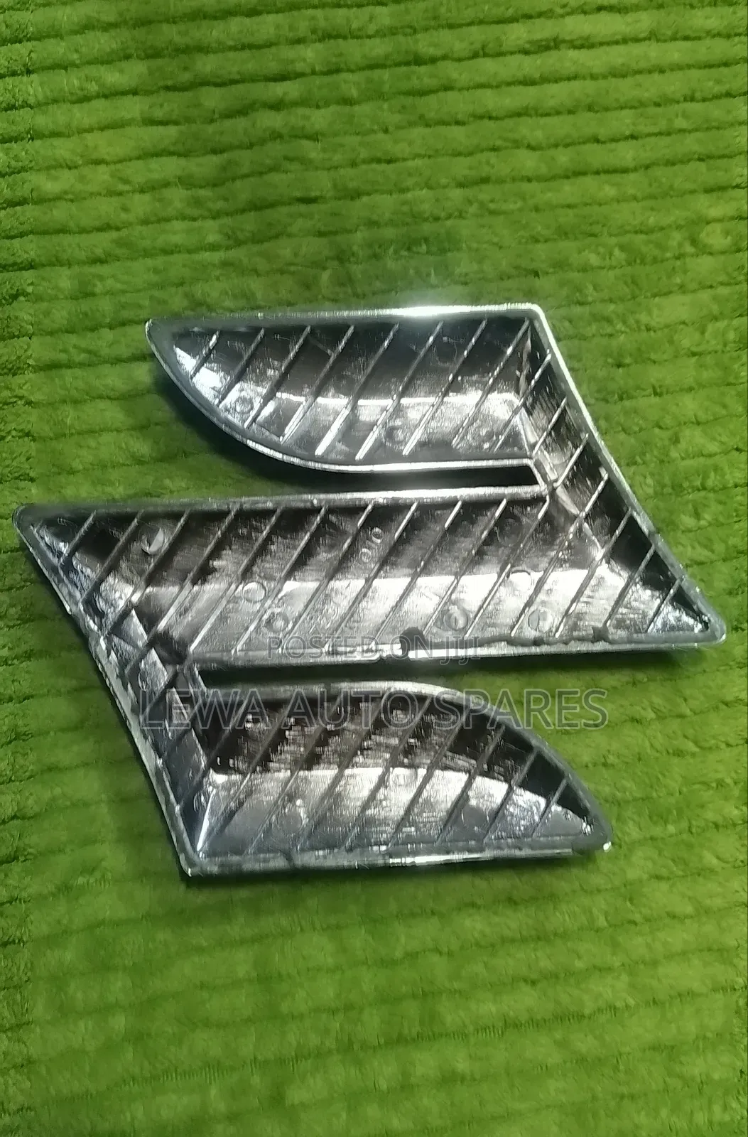 Large Badge/Emblem For Suzuki - Genuine And Original