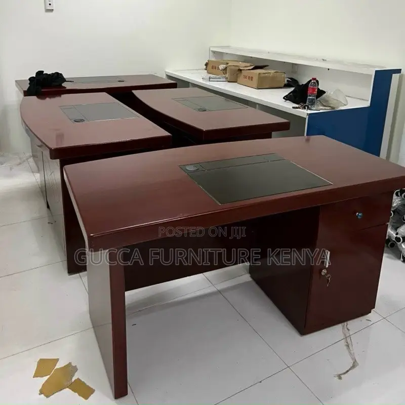 Office Desk:Director's Table With Diamond Pattern Bib 160cm