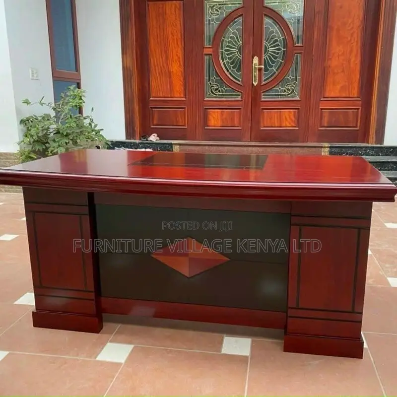 Office Desk:Sleek 160cm Director’S Table With Decorative Bib