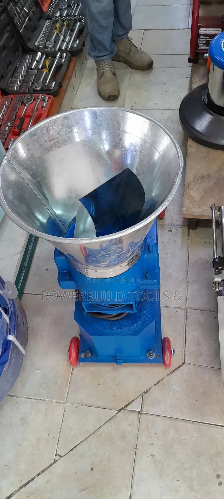 Anmal Feeds Pellet Making Machine Upto 450kg With Motor