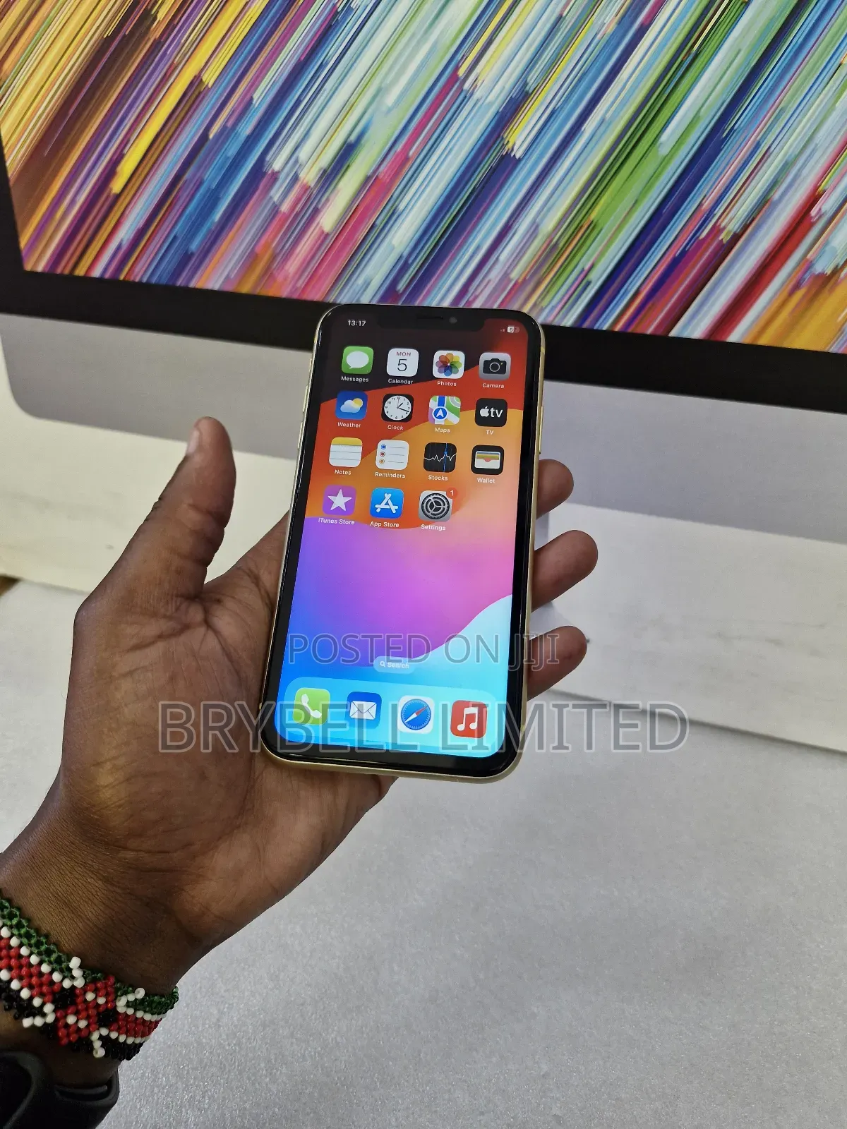 Apple iPhone XR 64 GB Yellow