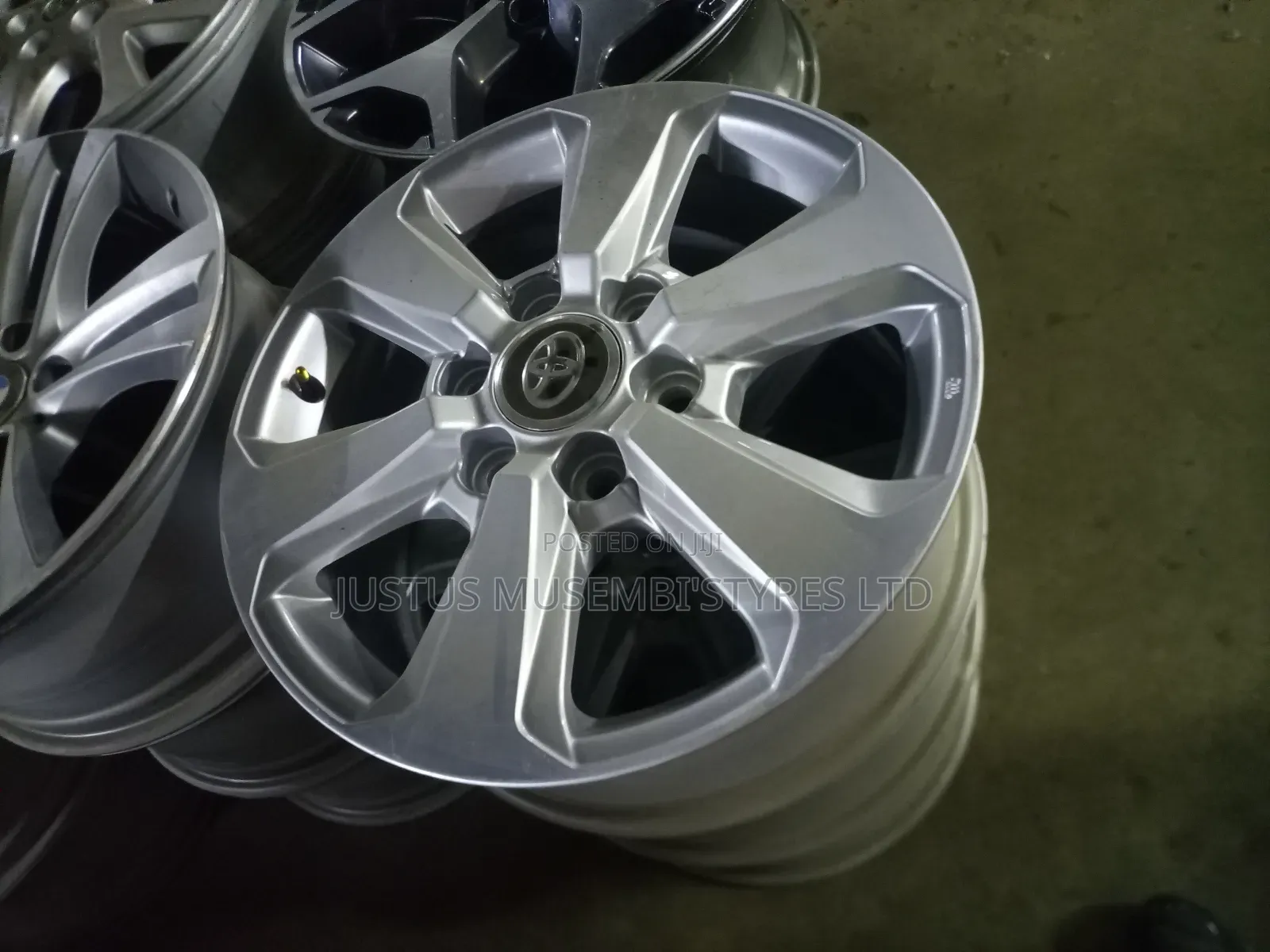 Tx Prado Sports Rims Size 18 Set