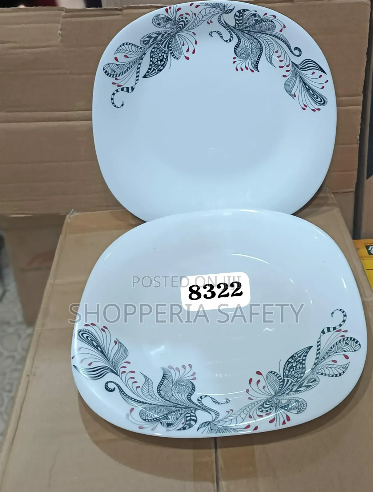 Flowered Square Plates- A Set of 6 PCS