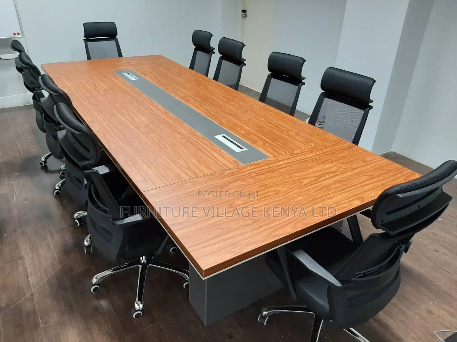 Office Table:Formal Meeting Room Table (14-Person)