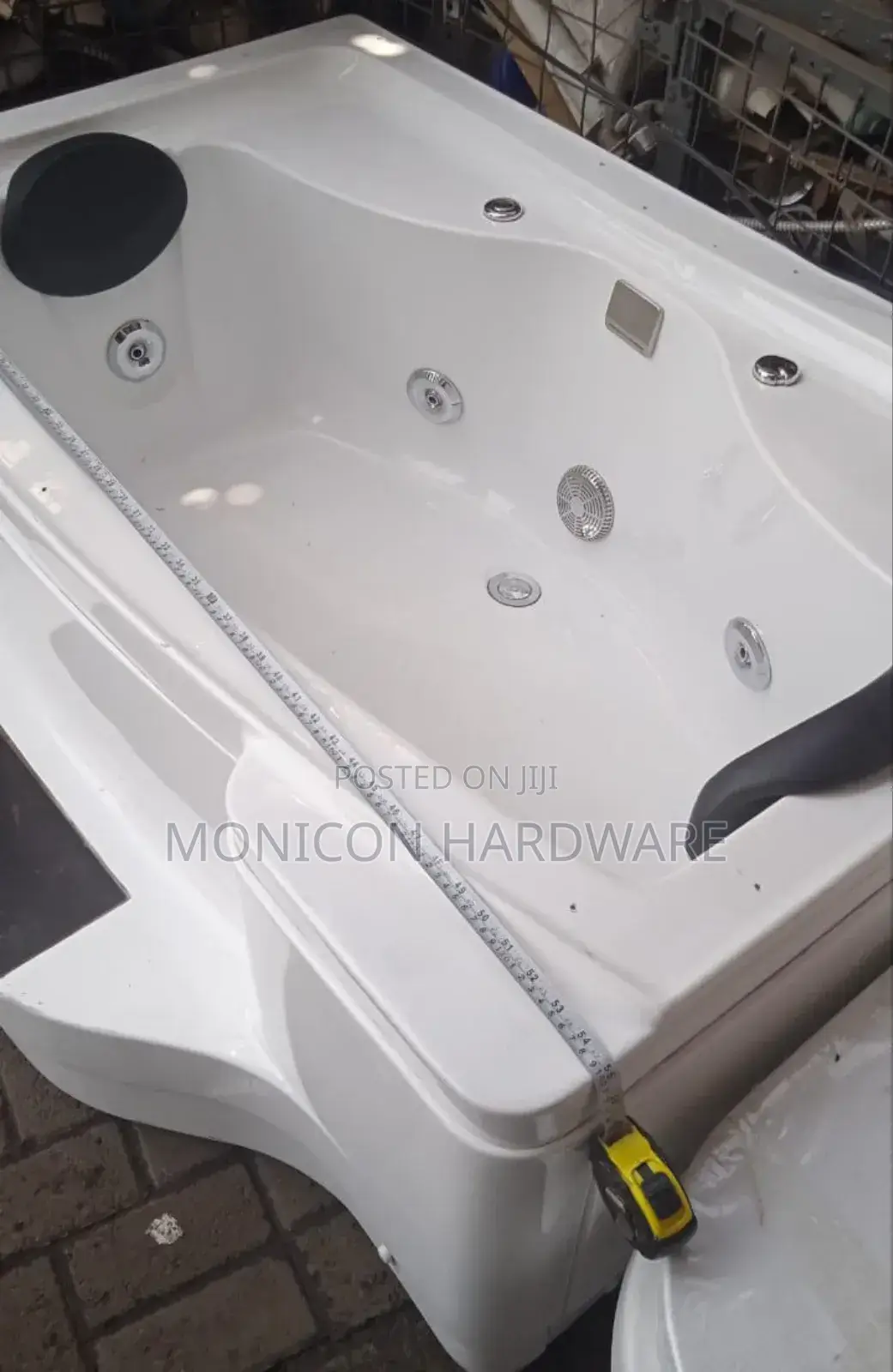 Jacuzzi Bath-Milky White Ex Uk