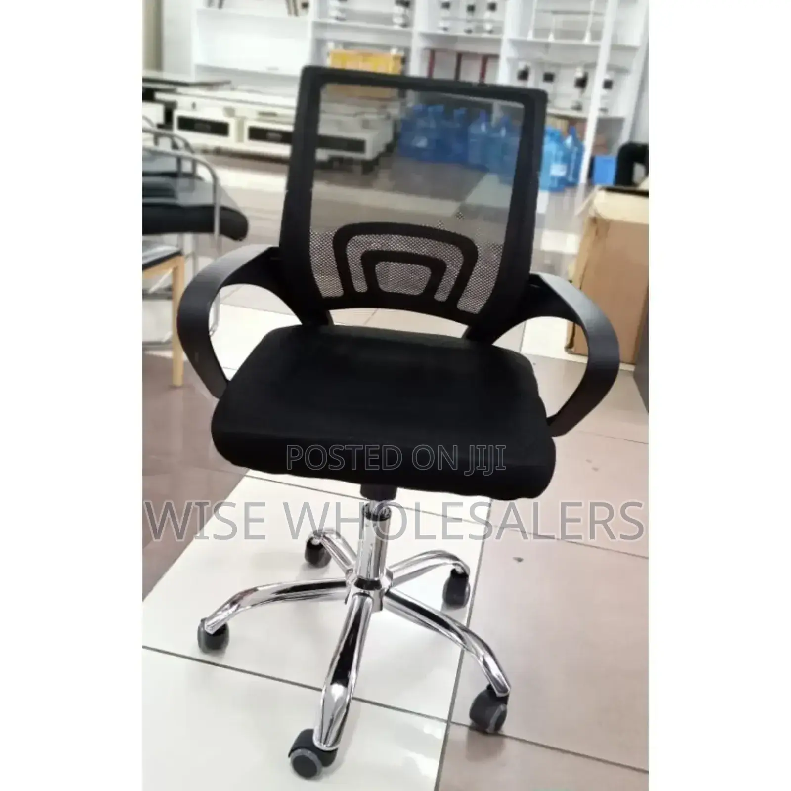 Assembled Executive Office Chair With$° 