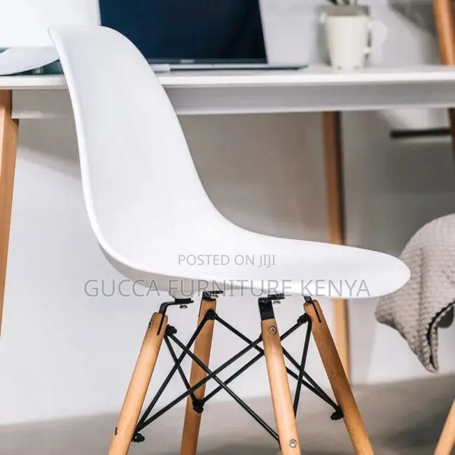 Office Chair:Eames Plastic and Wood Ergonomic Desk Chair