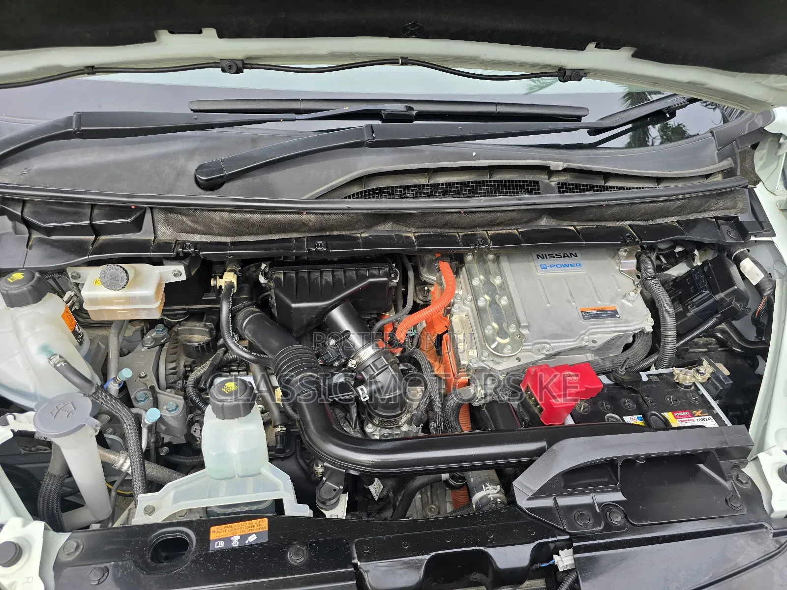 Nissan Serena 2018 White