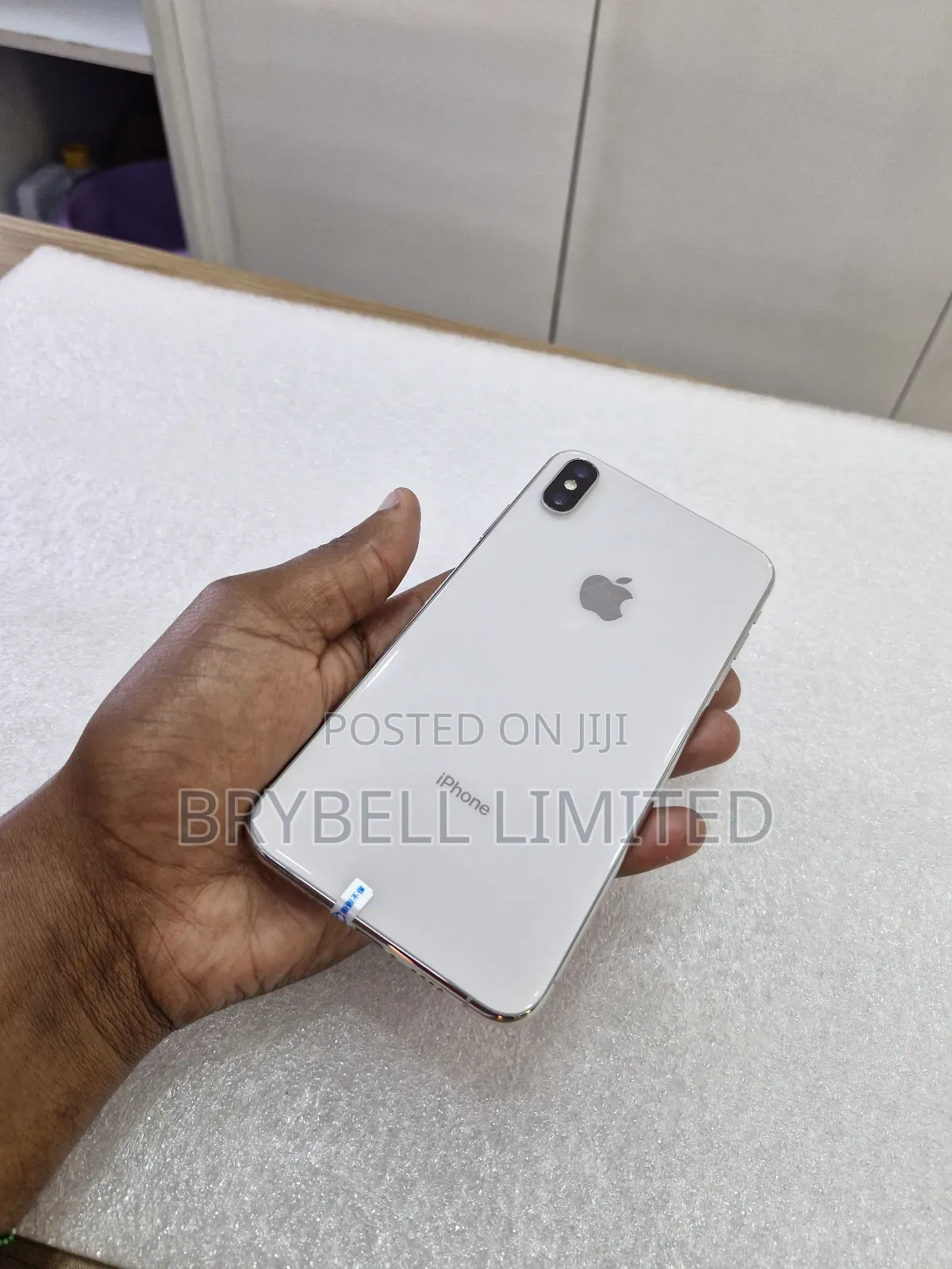 Apple iPhone XS Max 64 GB White