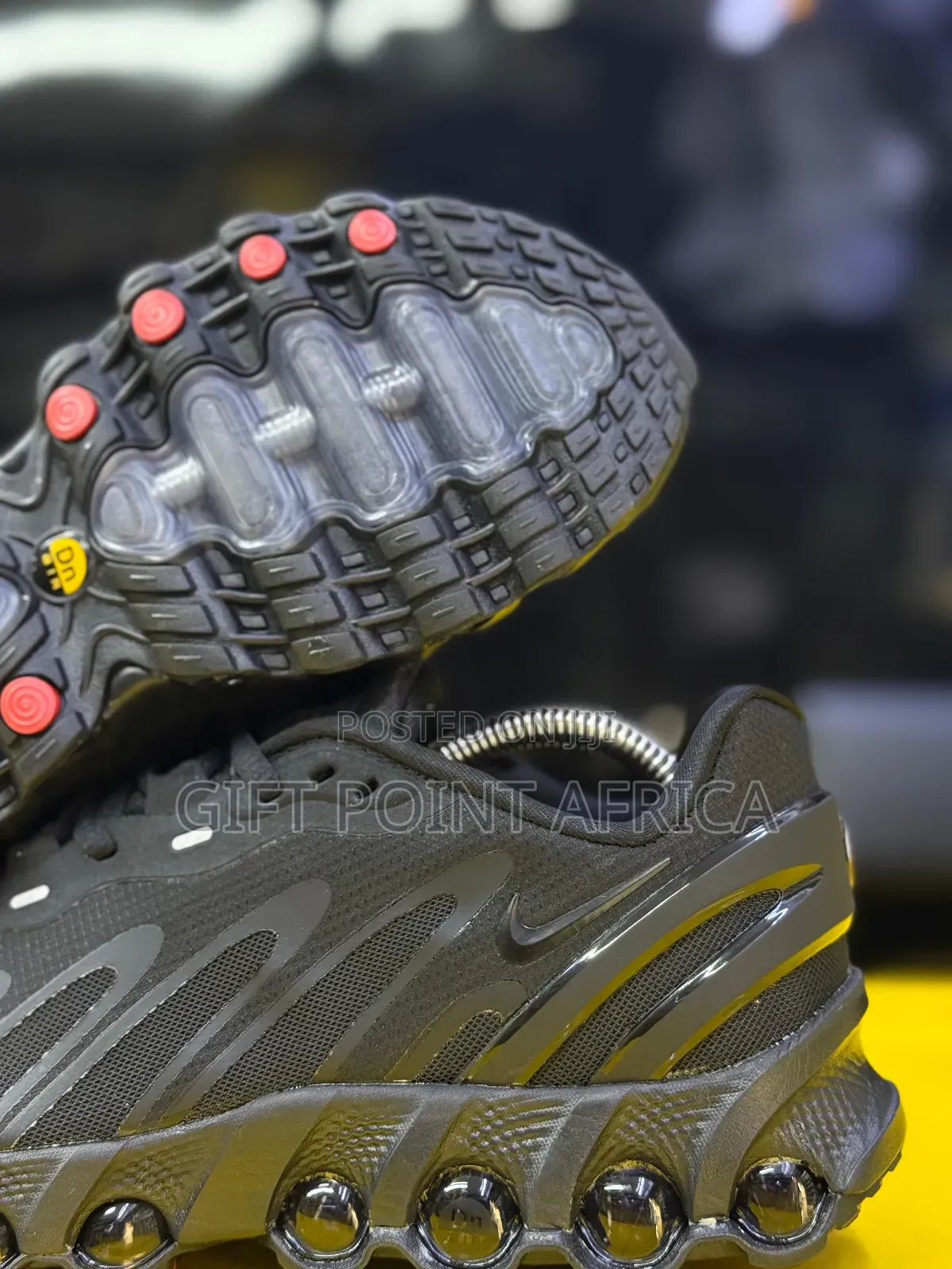 Nike Airmax Dn8 “ Tripple Black ” Sneakers
