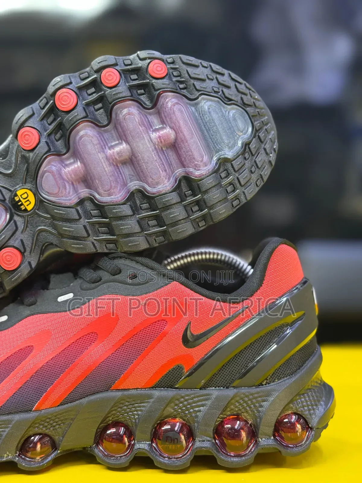 Nike Airmax Dn8 “Bred” Unisex Sneakers