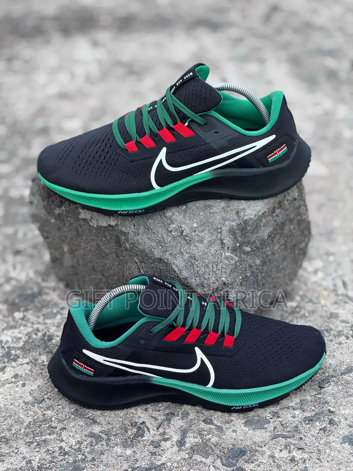 Black High Nike Air (Zoom Pegasus 38) Runners