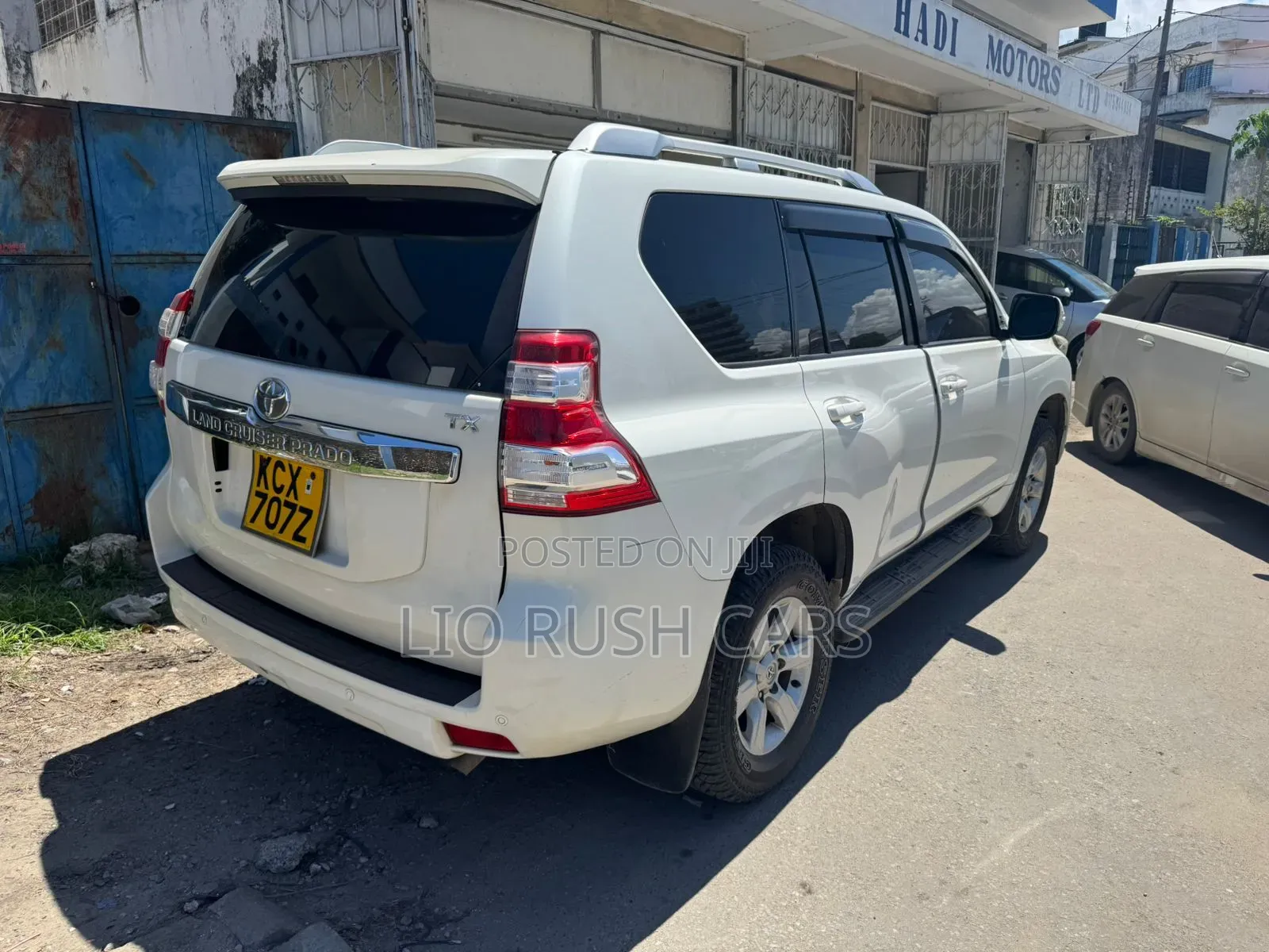 Toyota Land Cruiser Prado 2013 White