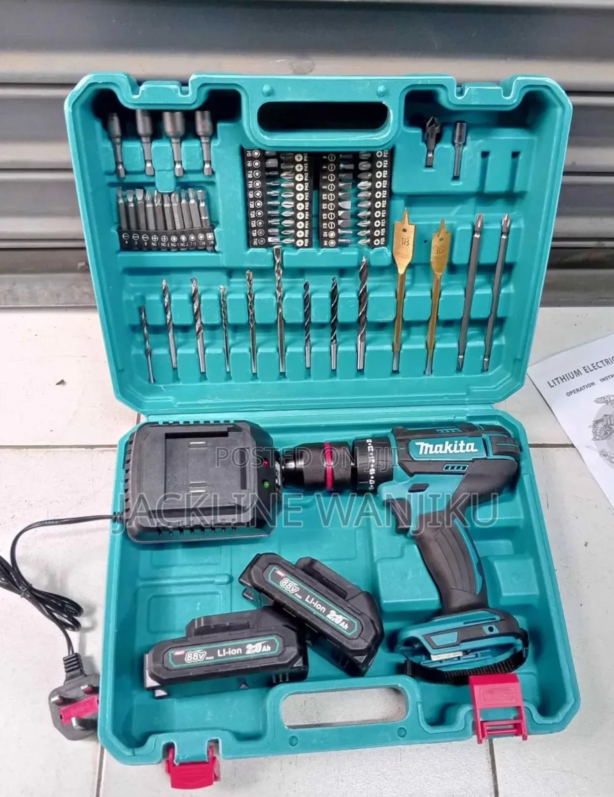 Makita Rechargeable Drill