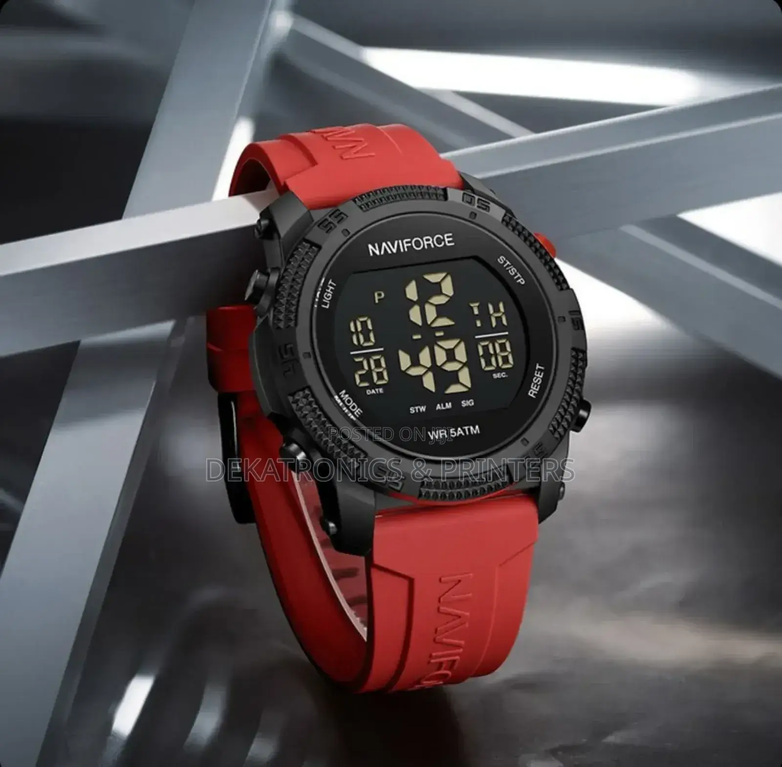 Naviforce Nf7104 Watch