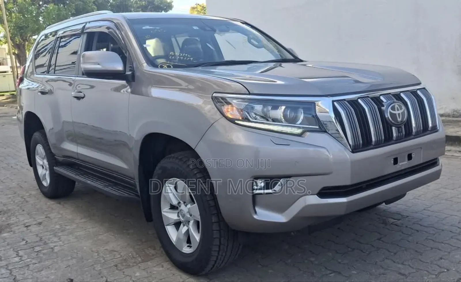 Toyota Land Cruiser Prado 2.8 2019 Gray
