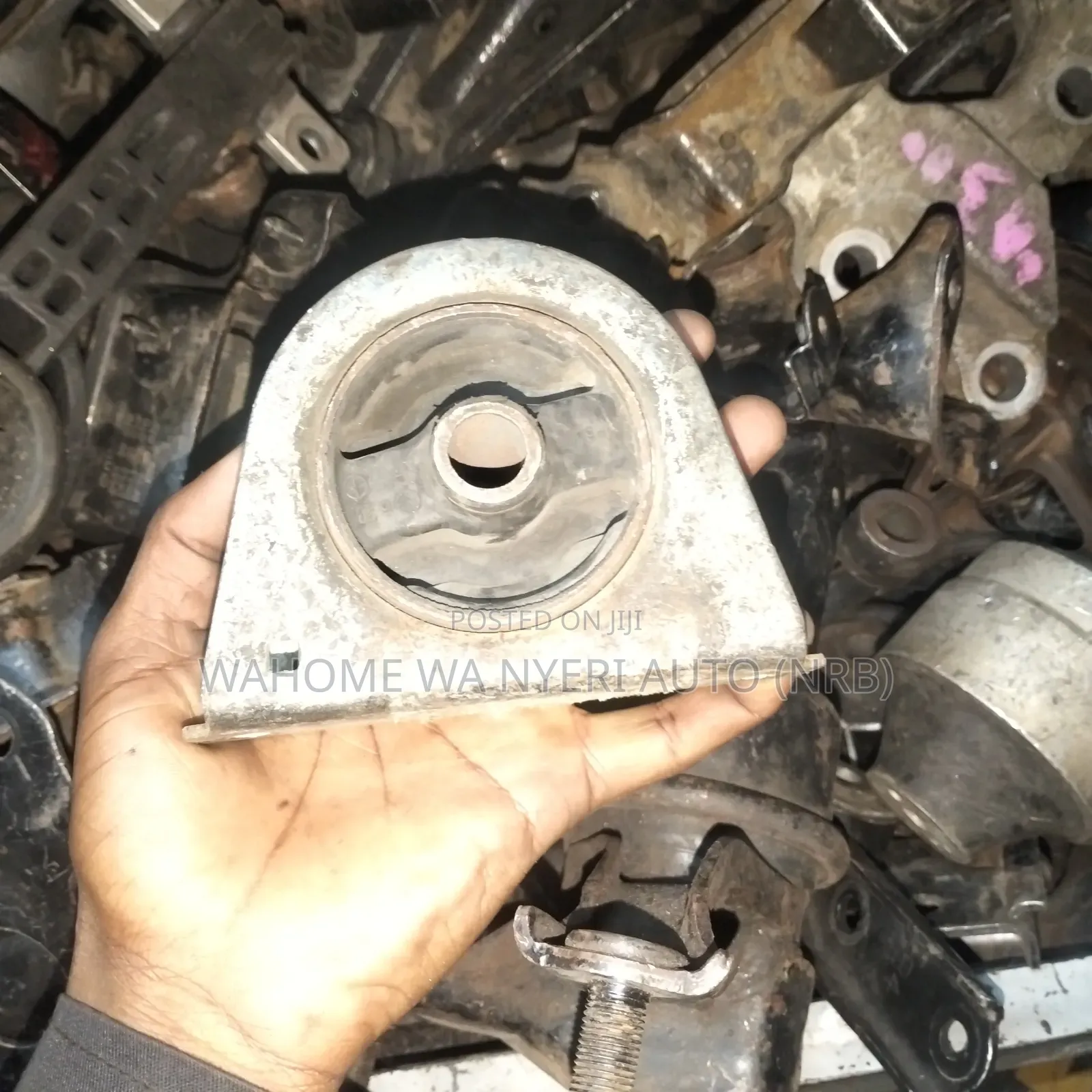 Mitsubishi Lancer Radiator Mount
