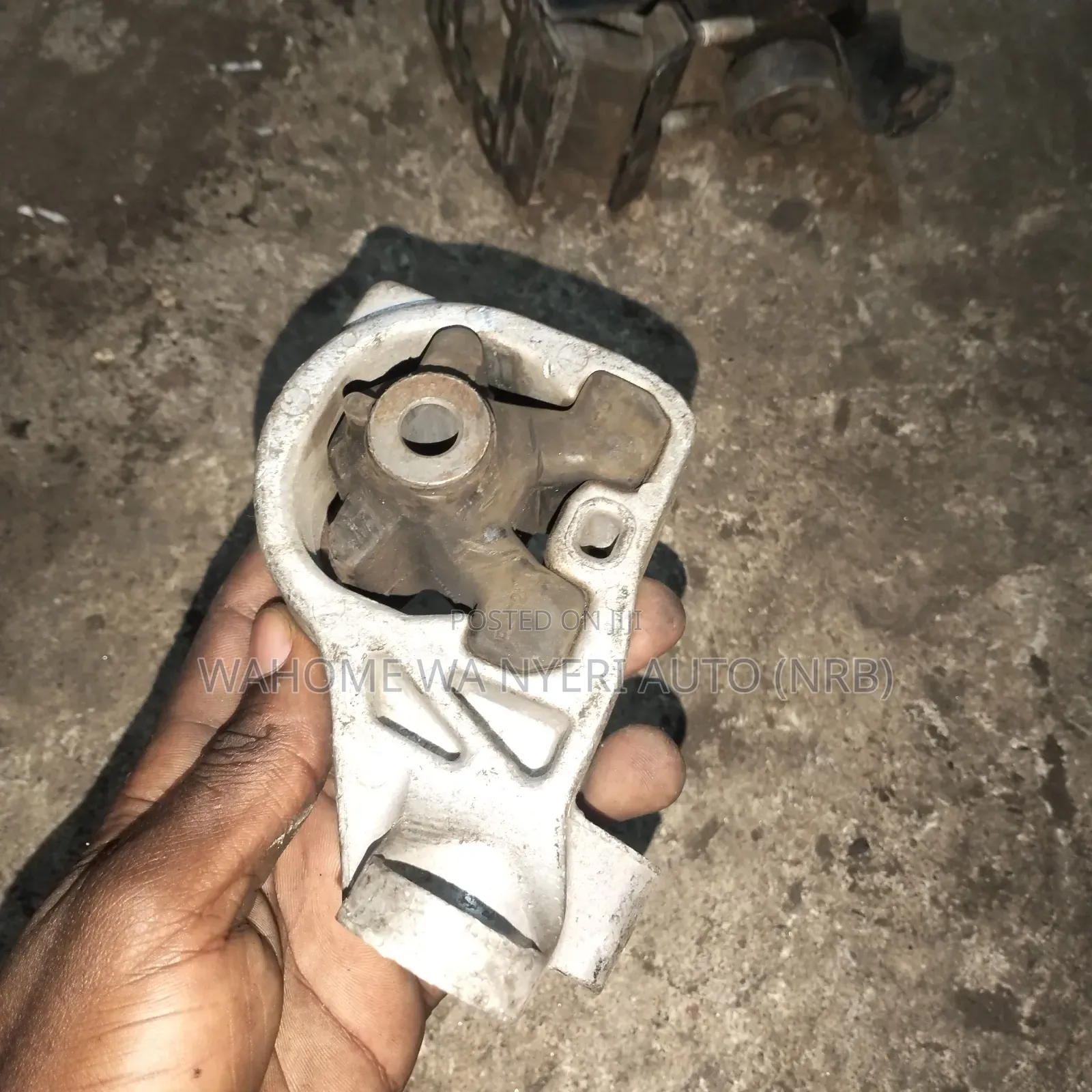 Subaru Forester,Legacy,Outback Radiator Mounting