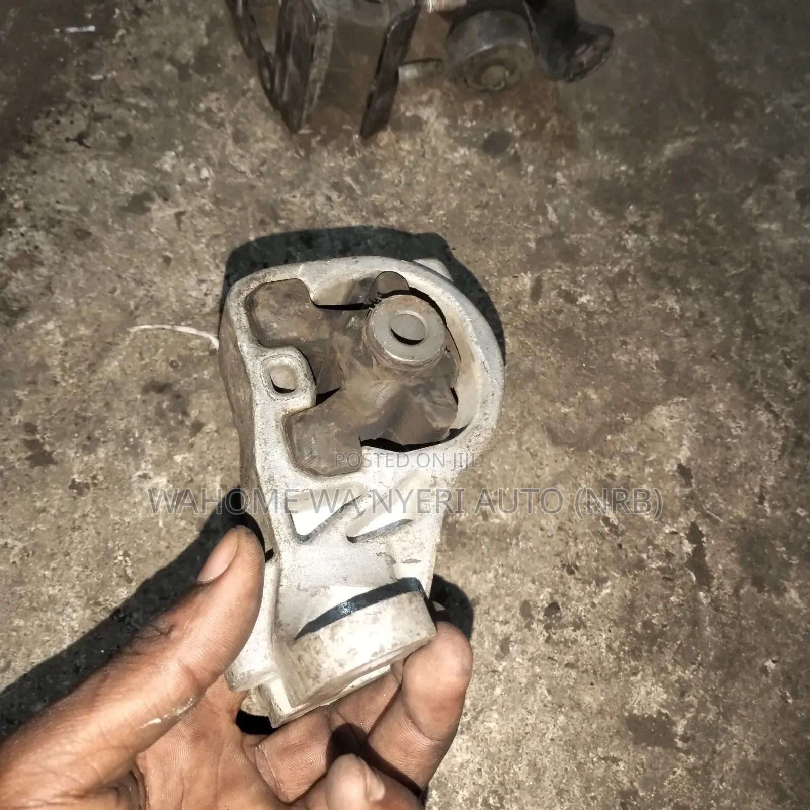 Subaru Forester,Legacy,Outback Radiator Mounting