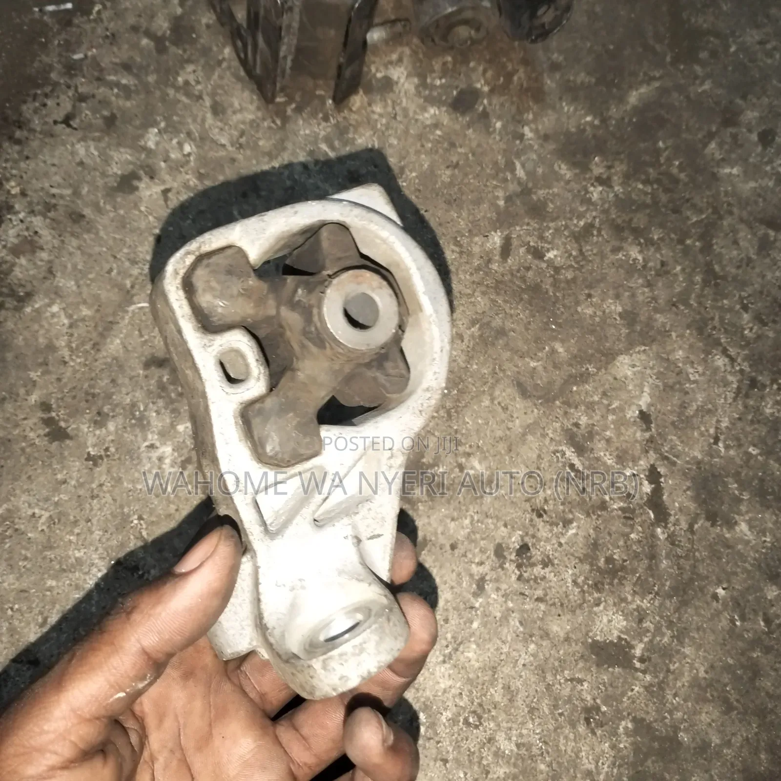 Subaru Forester,Legacy,Outback Radiator Mounting
