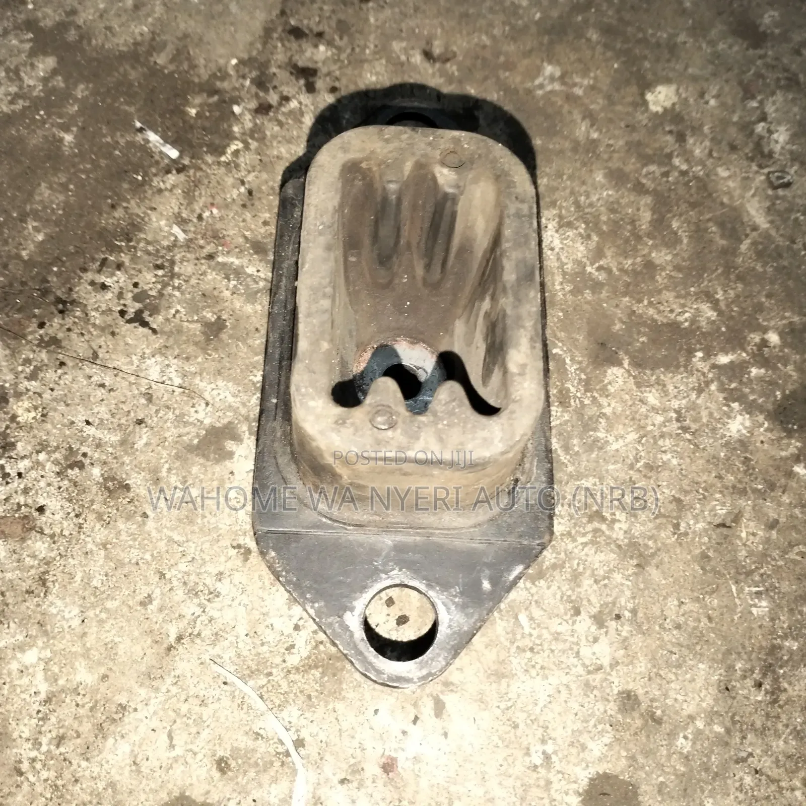 Nissan Sylphy Gearbox Mounting