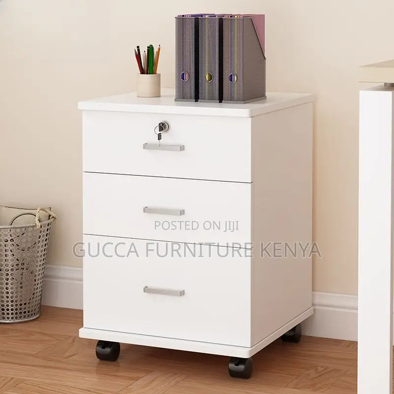 Cabinets:Medium Storage Pedestal With Swivel Wheels