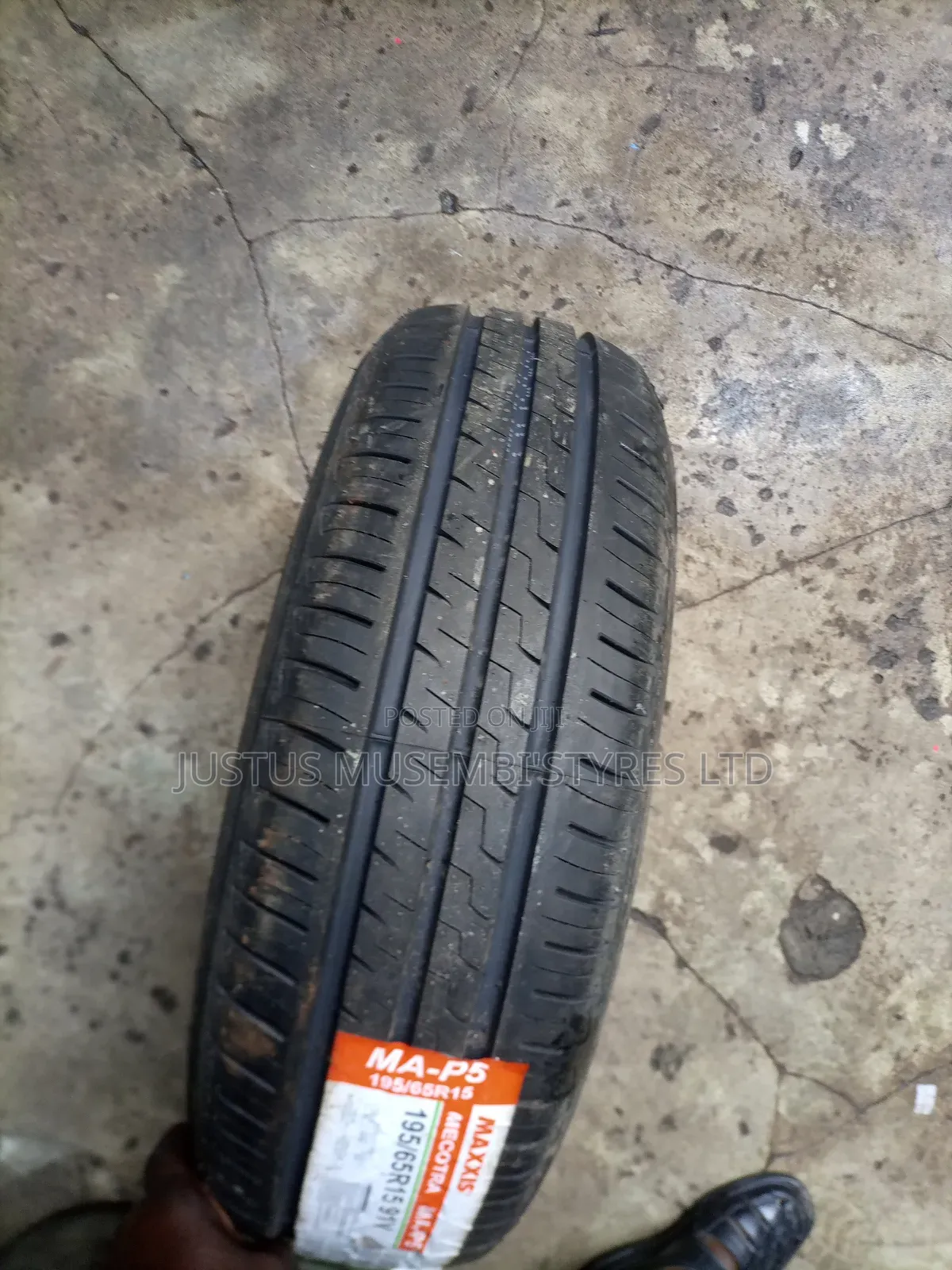 195/70r14 Maxxis Tyres