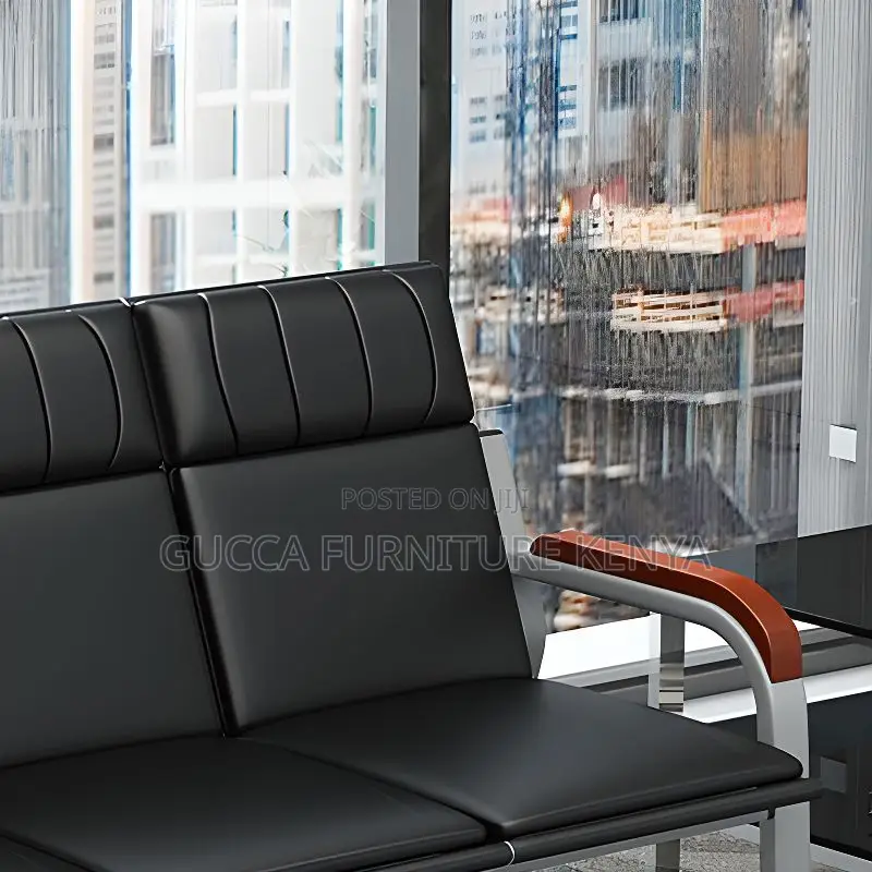Office Sofa:5-Seater Visitor Sofa With Plush Armrest Padding