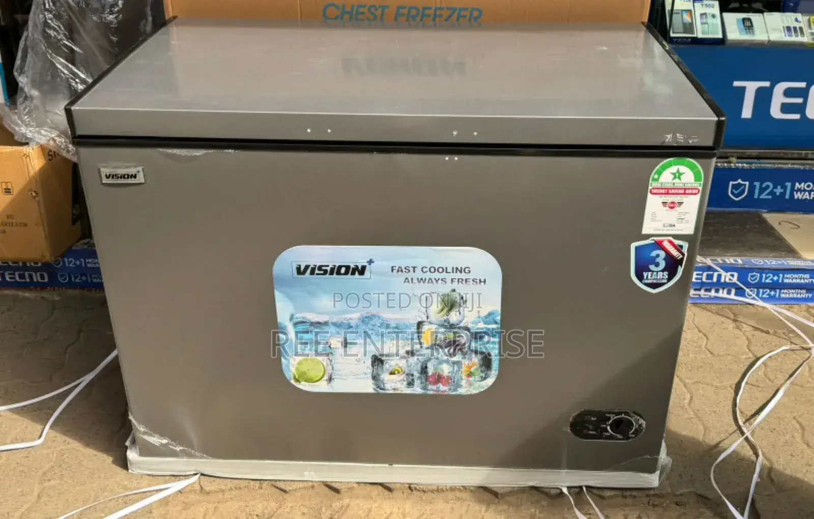 300 Littles Vision Plus  Chest Freezer  Model Vpcf300f